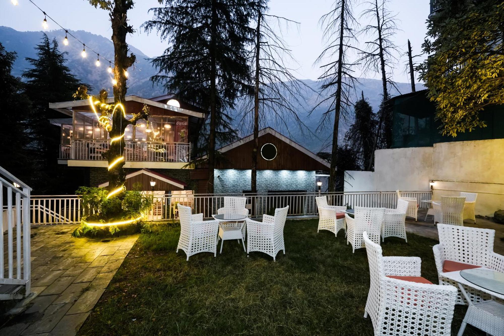 The Bunksters Mcleodganj, Dharmkot Hostel McLeod Gandzs Kültér fotó
